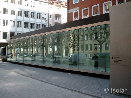 news/definition-bedeutung-und-gesetzliche-einordnung-von-brandschutzglas-s191048